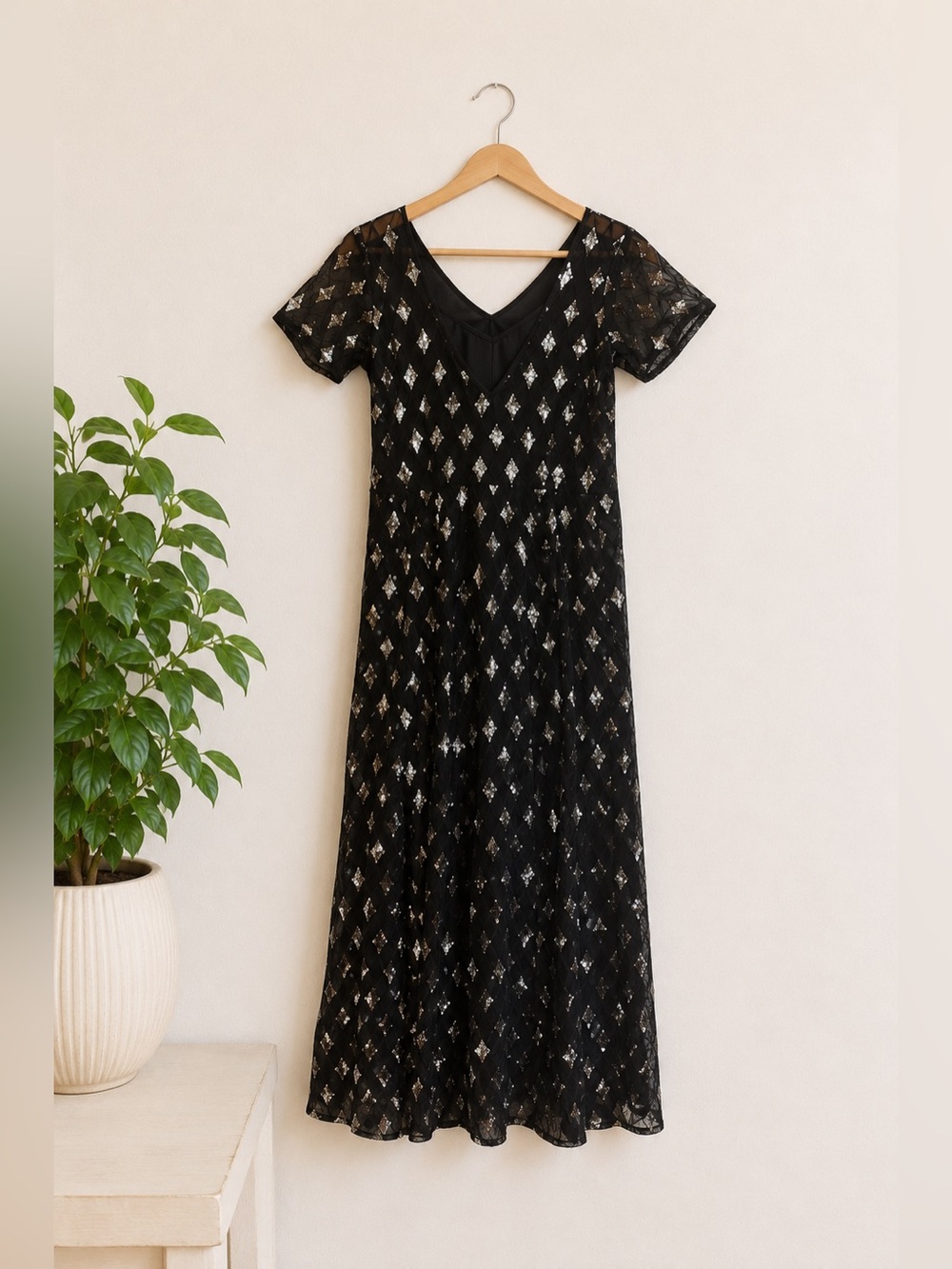 Black Sequin Maxi Dress Metallic Diamond V Neck Sz M Flowy Goth Dark Fairy Shiny
